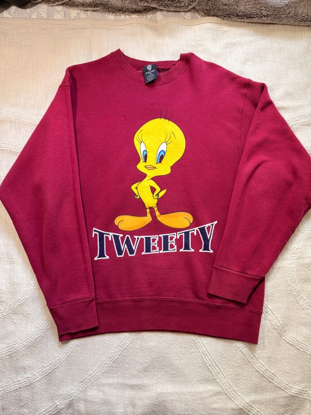 Warner Brothers Medium Tweety Bird Burgundy Crewneck Sweatshirt